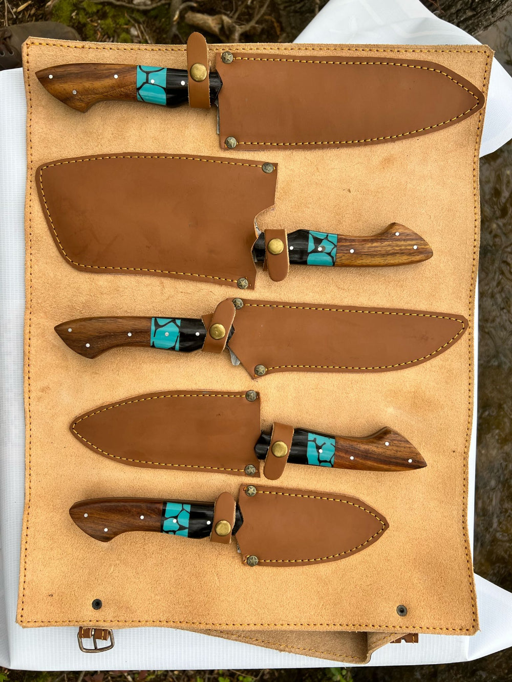 5-Piece Damascus Knife Set – Turquoise & Wood Handle with Roll