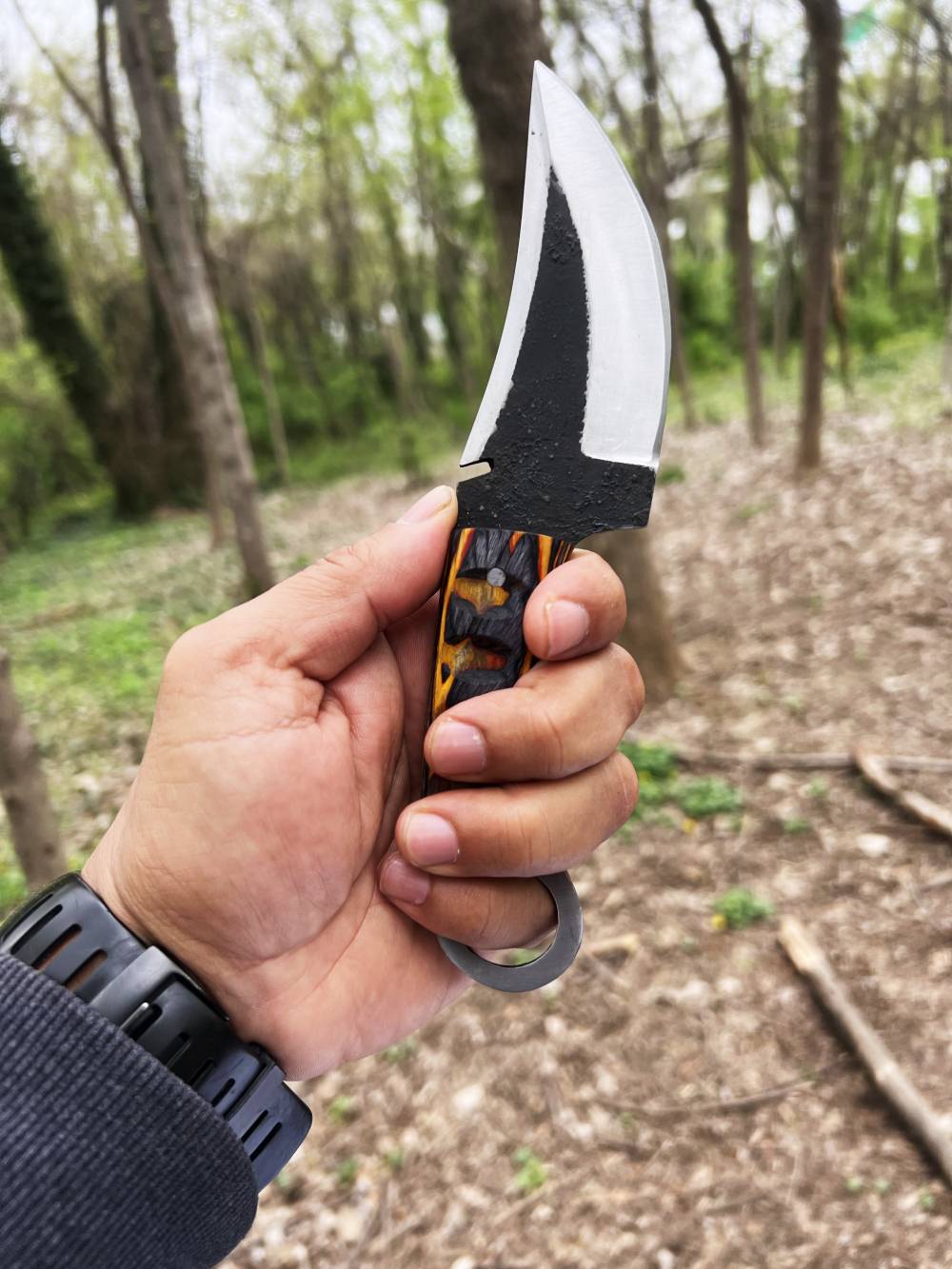Hand-Forged Hunting Knife with Full Tang and Wood Handle